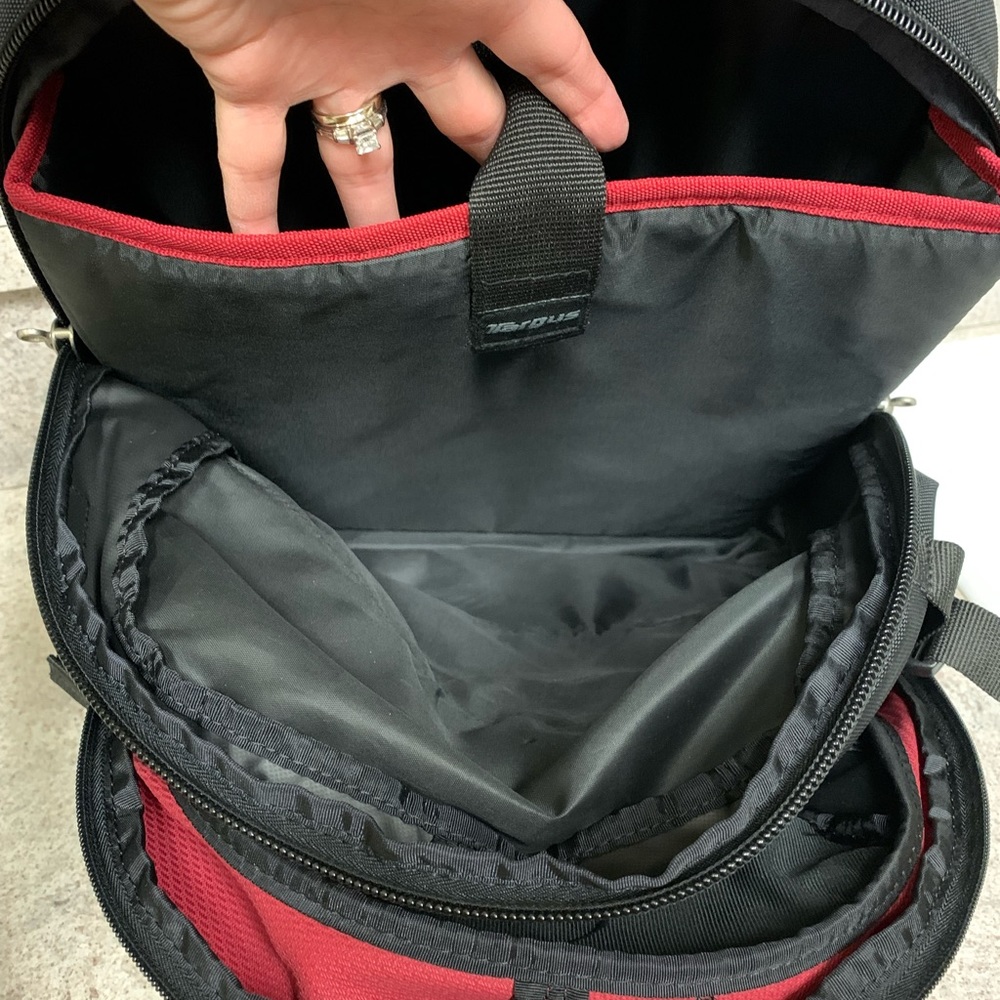 Targus Multi-Compartment Backpack - image 8
